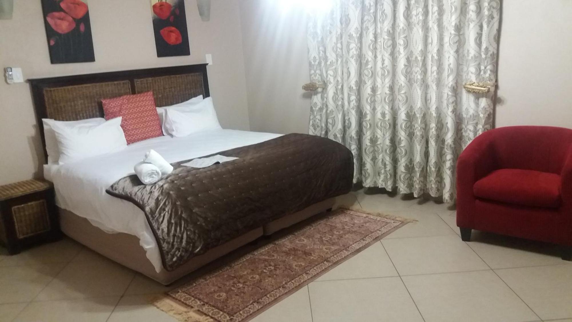 Nongoma Lodge&Inn CC Zimmer foto